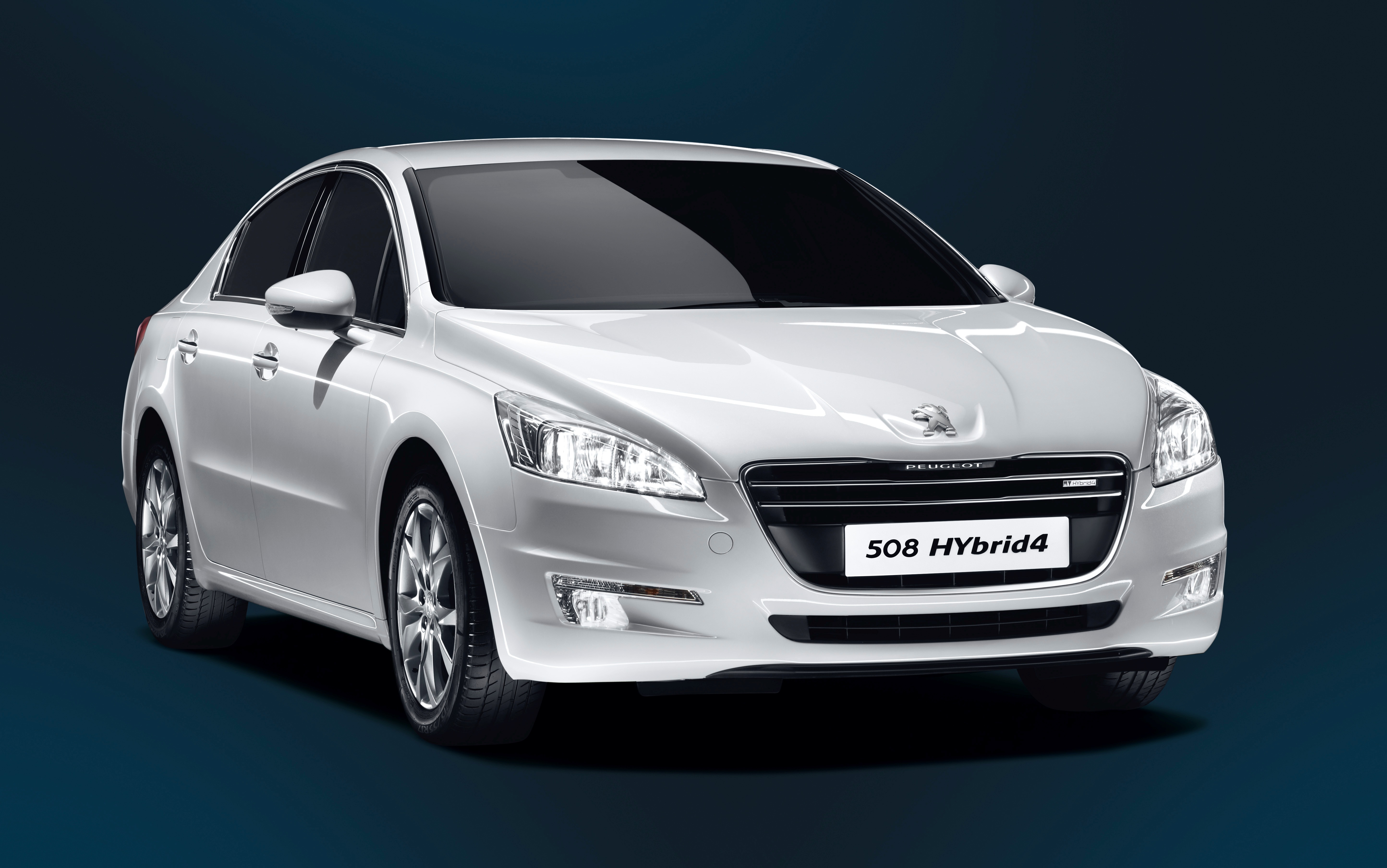 Пежо седан. Peugeot 508 hybrid4. 508 Пежо Пежо седан. Пежо 508 такси. Пежо 508 дизель гибрид.